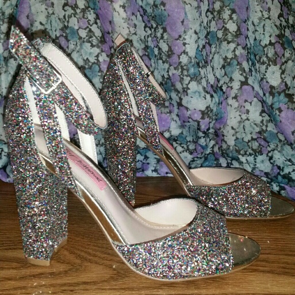 Betsey Johnson Shoes - Glitter heels